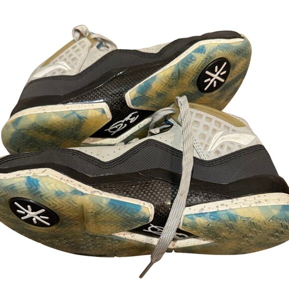 Way of Wade Athletic Shoes - Size 8 - Great Condition! - Picture 3 of 8